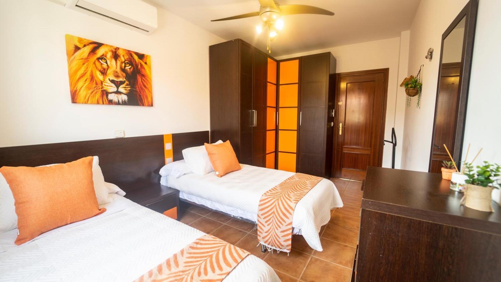 H&H Suite Abrazo De Granada Exterior photo